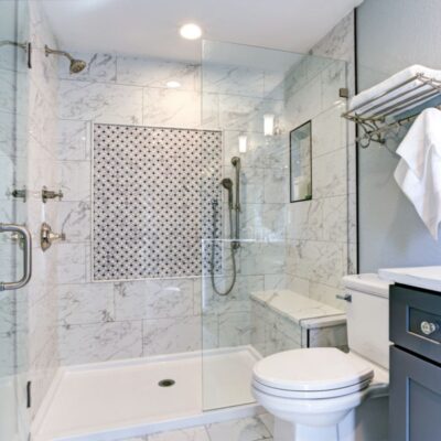 Transform Your Bathroom with Hinge Shower Doors A Stylish and Functional Choice