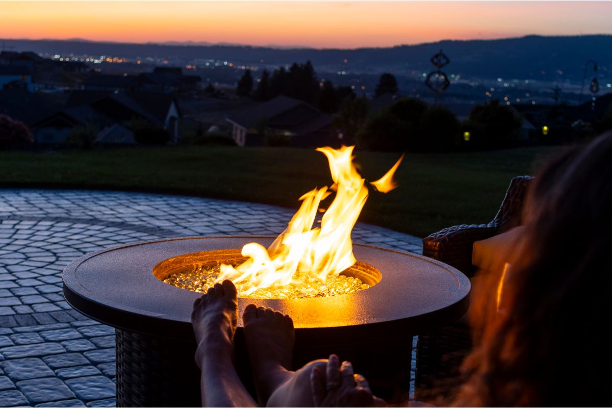 10 Tips for a Safe and Cozy Outdoor Gas Fire Pit Experience